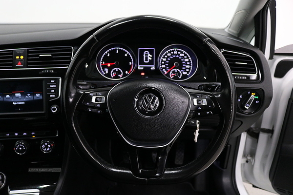 Volkswagen Golf 2.0 TDI BlueMotion Tech GT 5dr 150ps in Down