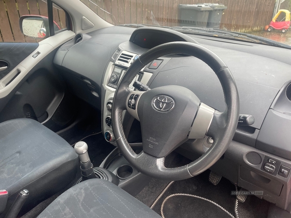 Toyota Yaris 1.4 D-4D SR 5dr in Tyrone