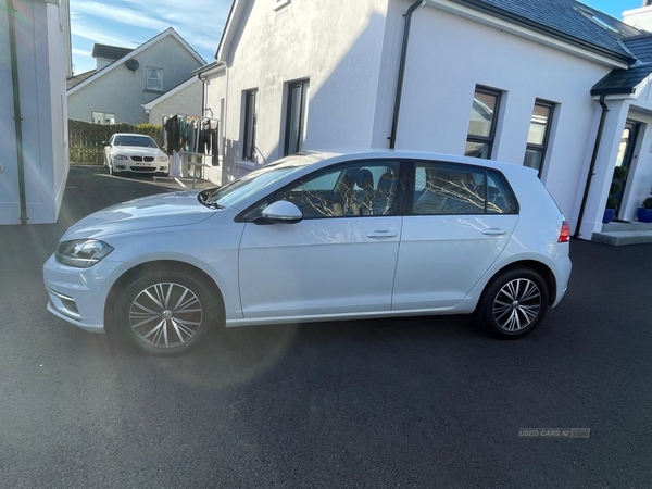 Volkswagen Golf 1.6 TDI SE [Nav] 5dr in Antrim