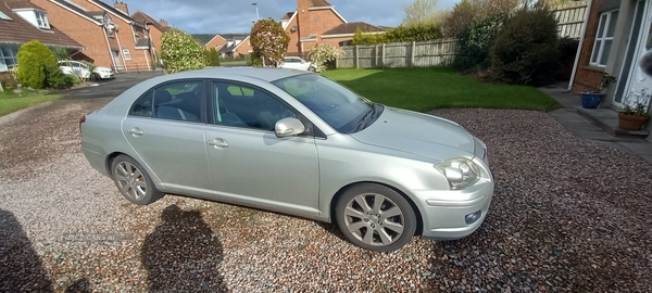 Toyota Avensis 2.2 D-4D TR 5dr in Antrim