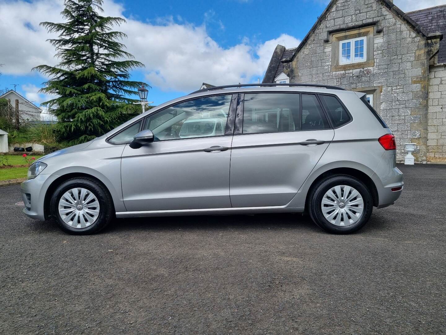 Volkswagen Golf SV DIESEL HATCHBACK in Derry / Londonderry