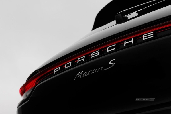 Porsche Macan 3.0 S PDK 5d 349 BHP in Derry / Londonderry