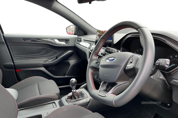 Ford Focus 1.0 EcoBoost 125 ST-Line 5dr- Reversing Sensors, Electric Parking Brake, Sat Nav, Cruise Control, Speed Limiter, Bluetooth, Lane Assist in Antrim