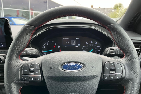 Ford Focus 1.0 EcoBoost 125 ST-Line 5dr- Reversing Sensors, Electric Parking Brake, Sat Nav, Cruise Control, Speed Limiter, Bluetooth, Lane Assist in Antrim