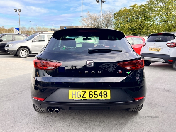 Seat Leon SPORT COUPE in Down