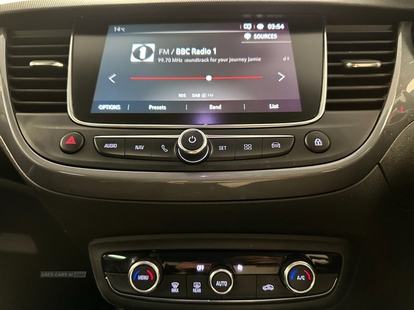 Vauxhall Crossland X 1.5 BUSINESS EDITION NAV 5d 101 BHP Sat Nav, Bluetooth in Down