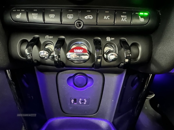MINI Hatch Cooper 2.0 COOPER SD 5d 168 BHP Heated Seats, Heated Windscreen in Down