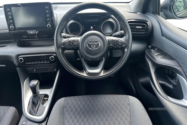 Toyota Yaris 1.5 Hybrid Design 5dr CVT - REVERSING CAMERA, BLUETOOTH, AIR CON - TAKE ME HOME in Armagh