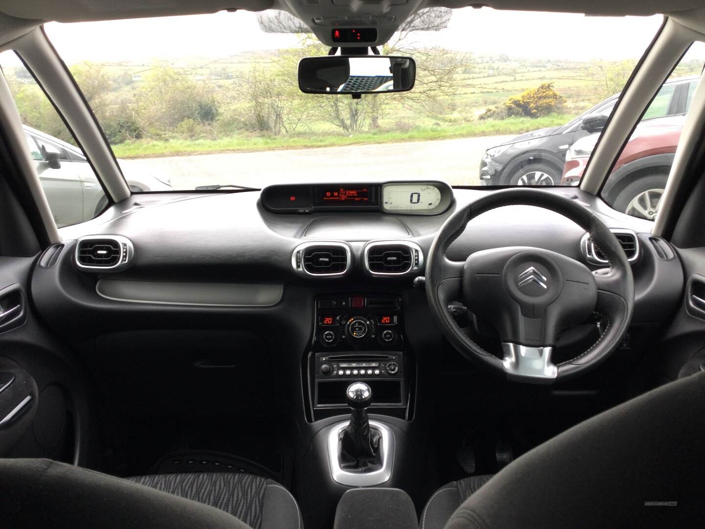 Citroen C3 Picasso DIESEL ESTATE in Derry / Londonderry