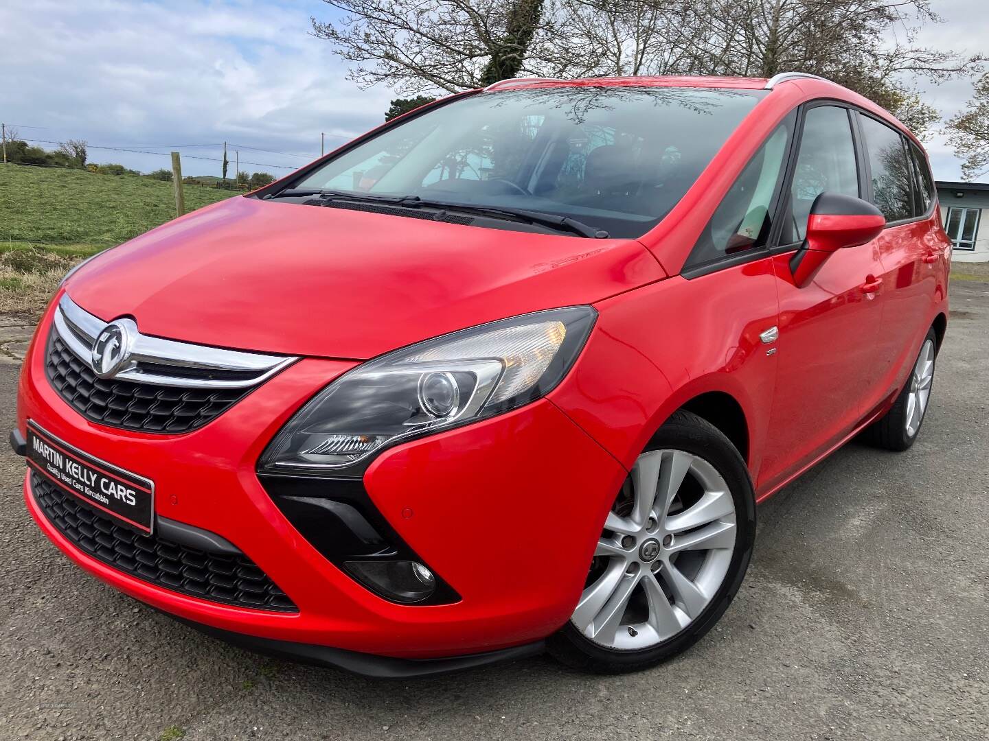 Vauxhall Zafira DIESEL TOURER in Down