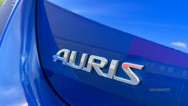 Toyota Auris 1.8 VVT-h Icon Tech CVT Euro 6 (s/s) 5dr in Antrim