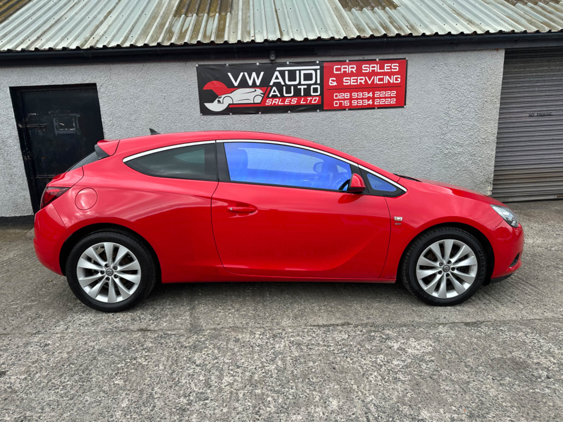 Nov 2013 Vauxhall Astra GTC 2.0 CDTi 16V SRi 3dr