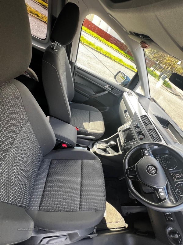 Volkswagen Caddy Maxi 2.0 TDI 5dr DSG in Antrim