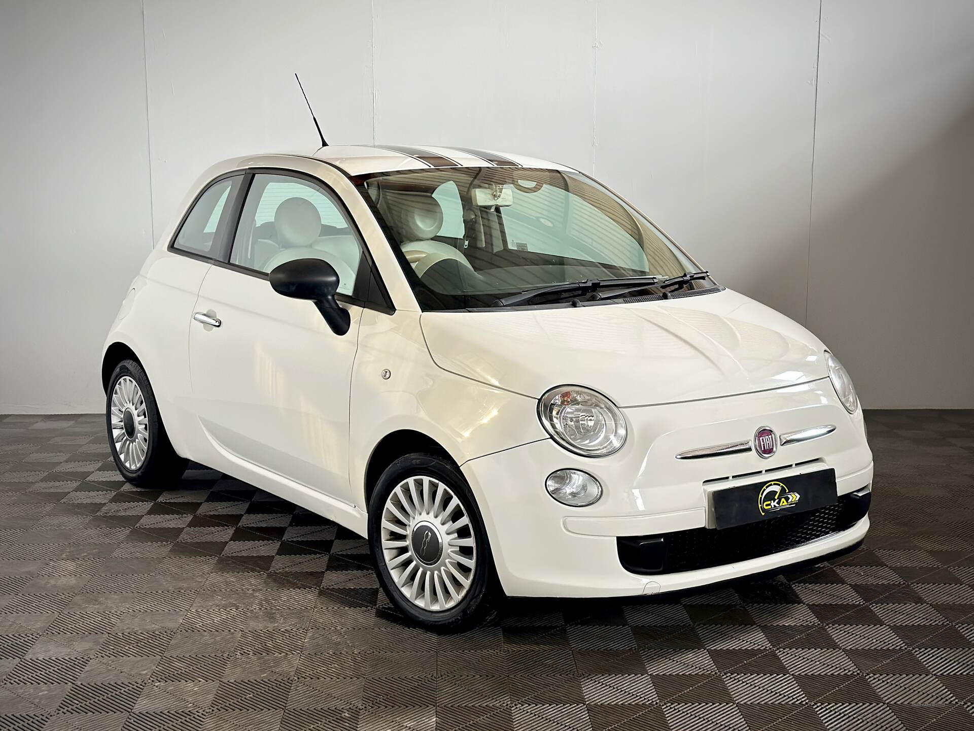 Fiat 500 HATCHBACK in Tyrone