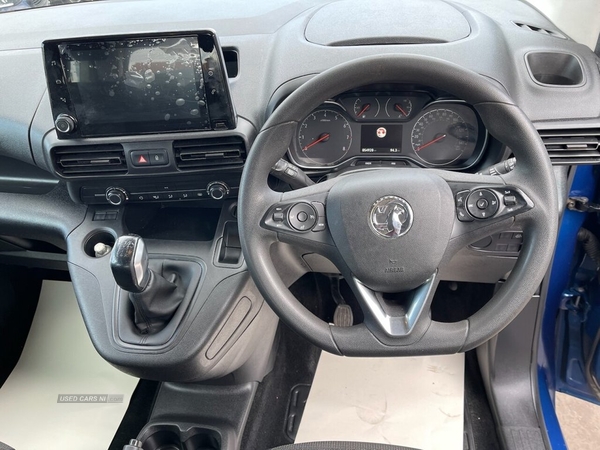 Vauxhall Combo LIFE 1.5 ENERGY S/S 5d 101 BHP 7 SEATER ONLY 54888 MILES ONE NI OWNER in Antrim