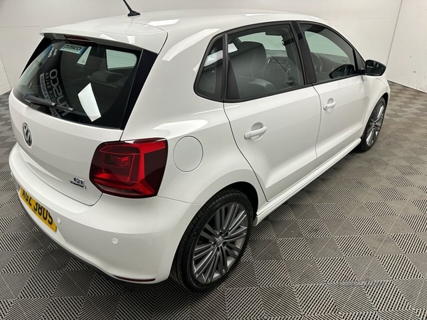 Volkswagen Polo 1.4 BLUEGT 5d 148 BHP Sports Seats, 17" Alloys in Down