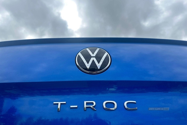 Volkswagen T-Roc 1.5 TSI EVO SEL 5dr DSG - PARKING SENSORS, SAT NAV, CLIMATE CONTROL - TAKE ME HOME in Armagh