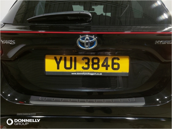 Toyota Yaris 1.5 Hybrid Dynamic 5dr CVT in Derry / Londonderry