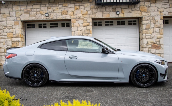 BMW 4 Series COUPE in Down