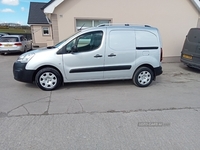 Peugeot Partner 850 1.6 BlueHDi 100 Professional Van in Derry / Londonderry