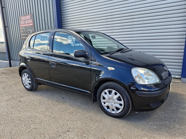 Toyota Yaris 1.0 VVT-i T3 5dr in Down