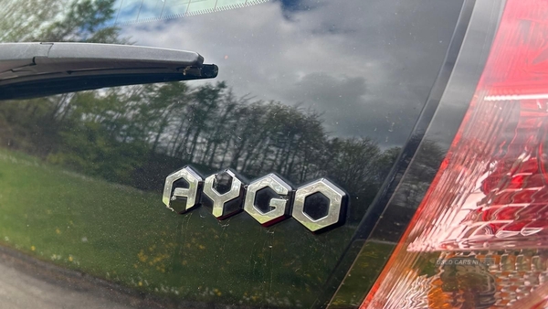 Toyota Aygo 1.0 VVT-i x-play Euro 6 3dr in Antrim