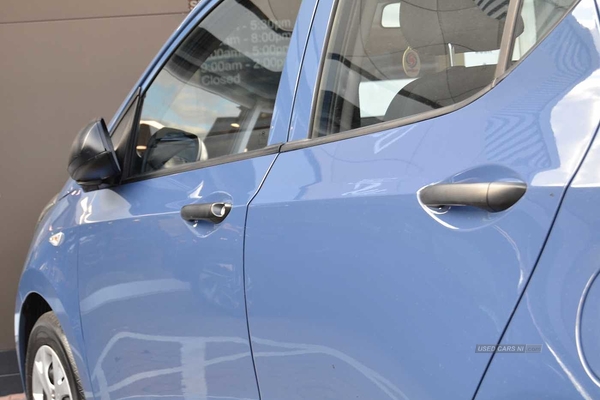 Hyundai i10 1.0 S 5 DOOR EXCELLENT EXAMPLE 12 MONTH WARRANTY in Antrim