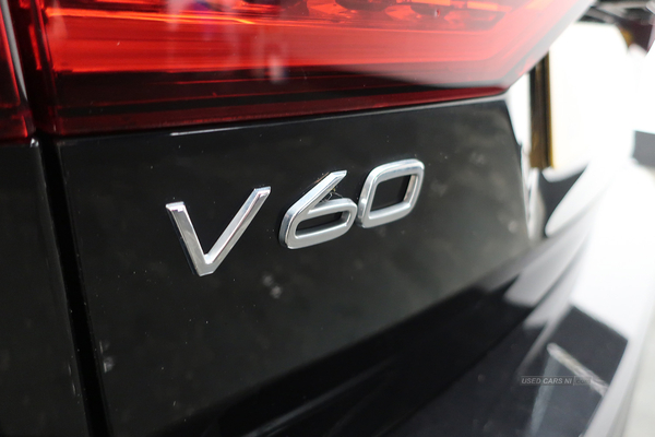 Volvo V60 B3 MOMENTUM in Antrim