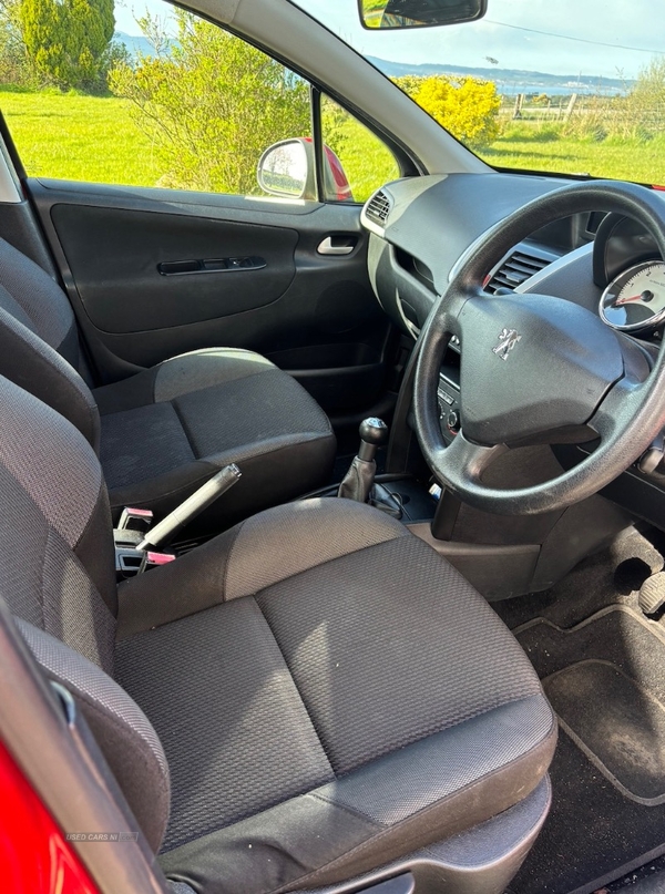 Peugeot 207 1.4 HDi S 5dr [AC] in Down