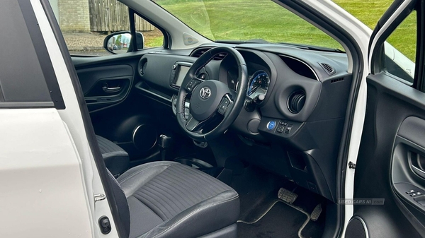 Toyota Yaris 1.5 VVT-h Excel E-CVT Euro 6 5dr (15in Alloy) in Antrim