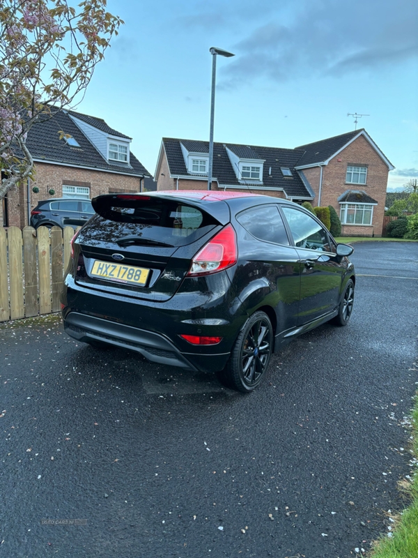 Ford Fiesta 1.0 EcoBoost 140 Zetec S Black 3dr in Derry / Londonderry
