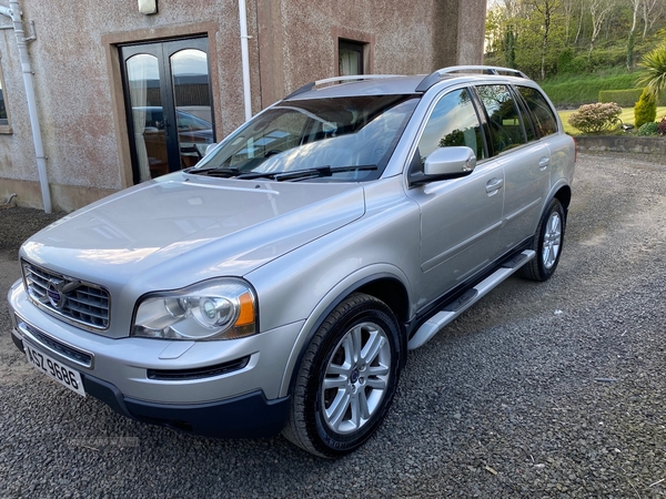 Volvo XC90 2.4 D5 [200] SE 5dr Geartronic in Antrim