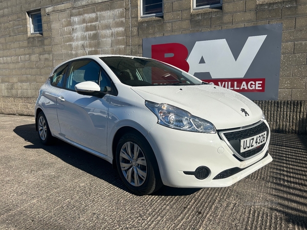 Peugeot 208 HATCHBACK in Down