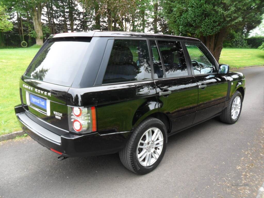 Land Rover Range Rover DIESEL ESTATE in Derry / Londonderry