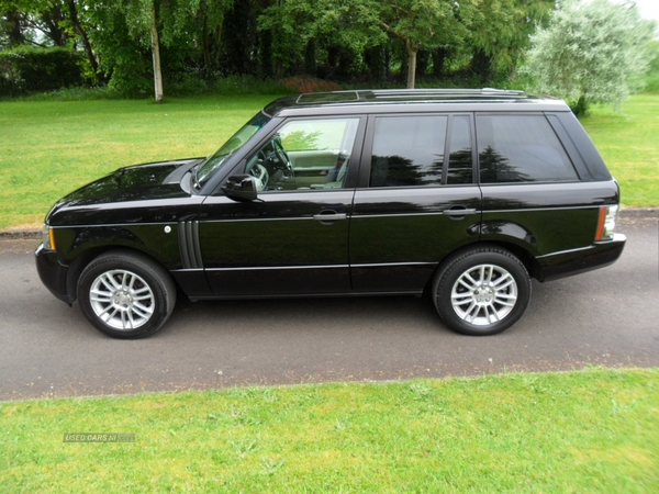Land Rover Range Rover DIESEL ESTATE in Derry / Londonderry