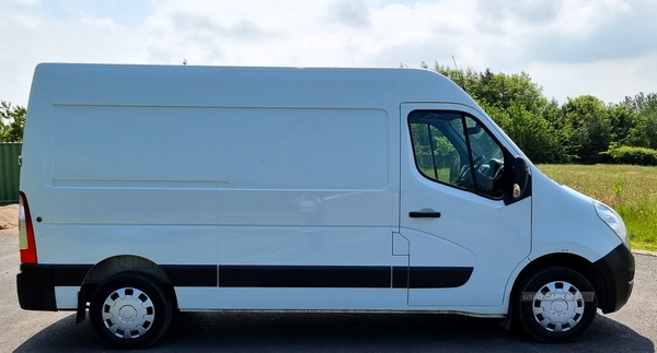 Vauxhall Movano 35 L2 DIESEL FWD in Down