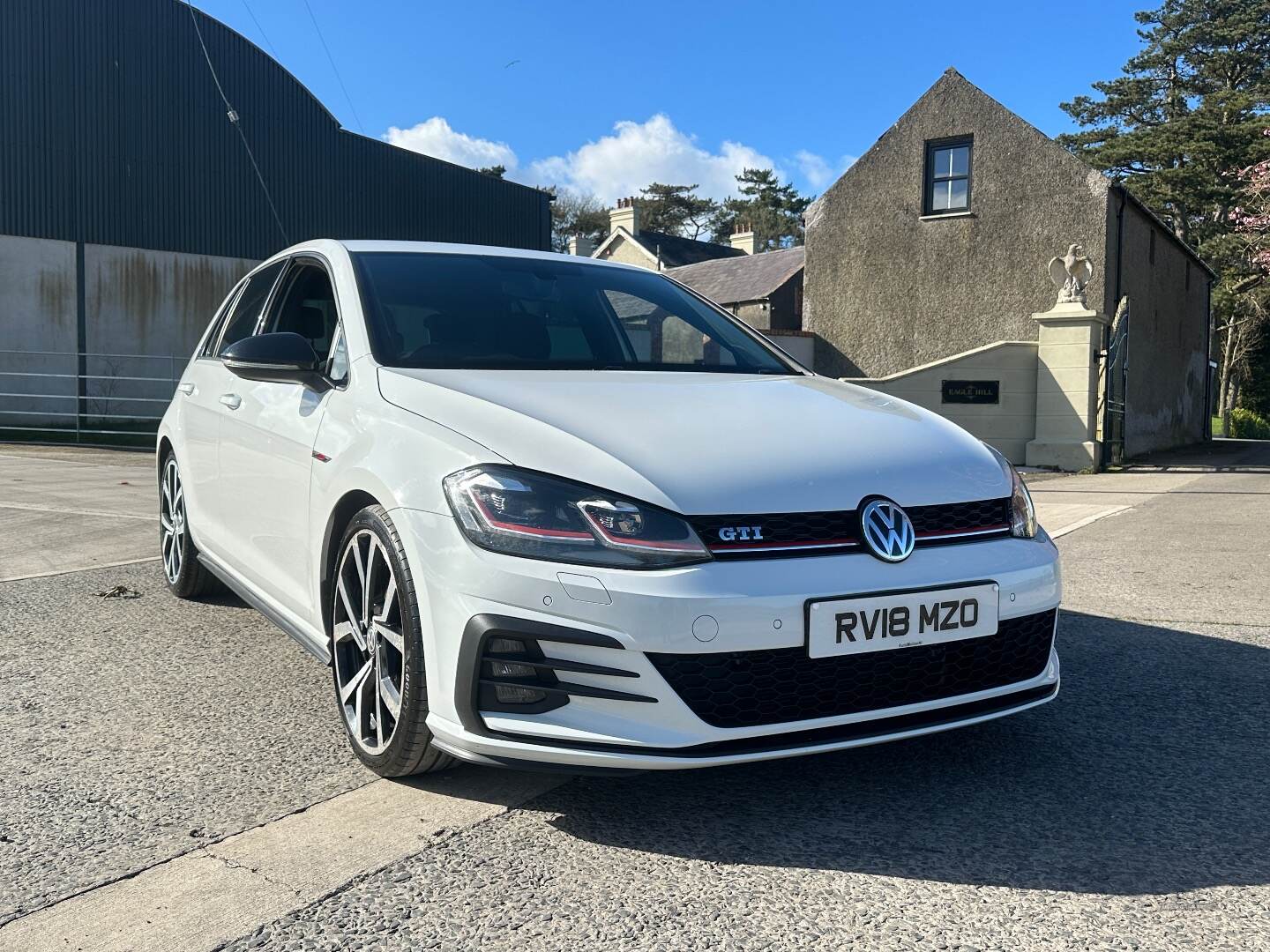 Volkswagen Golf HATCHBACK in Down