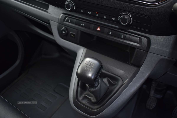 Vauxhall Vivaro 2700 Edition L1 in Antrim