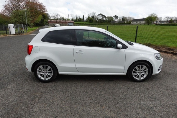 Volkswagen Polo 1.0 SE 3d 60 BHP FULL SERVICE HISTORY 9 STAMPS in Antrim