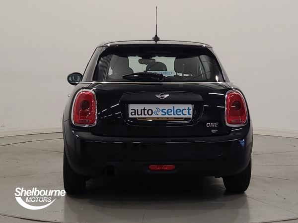 MINI Hatch 1.2 One Hatchback 5dr Petrol Manual Euro 6 (s/s) (102 ps) in Down