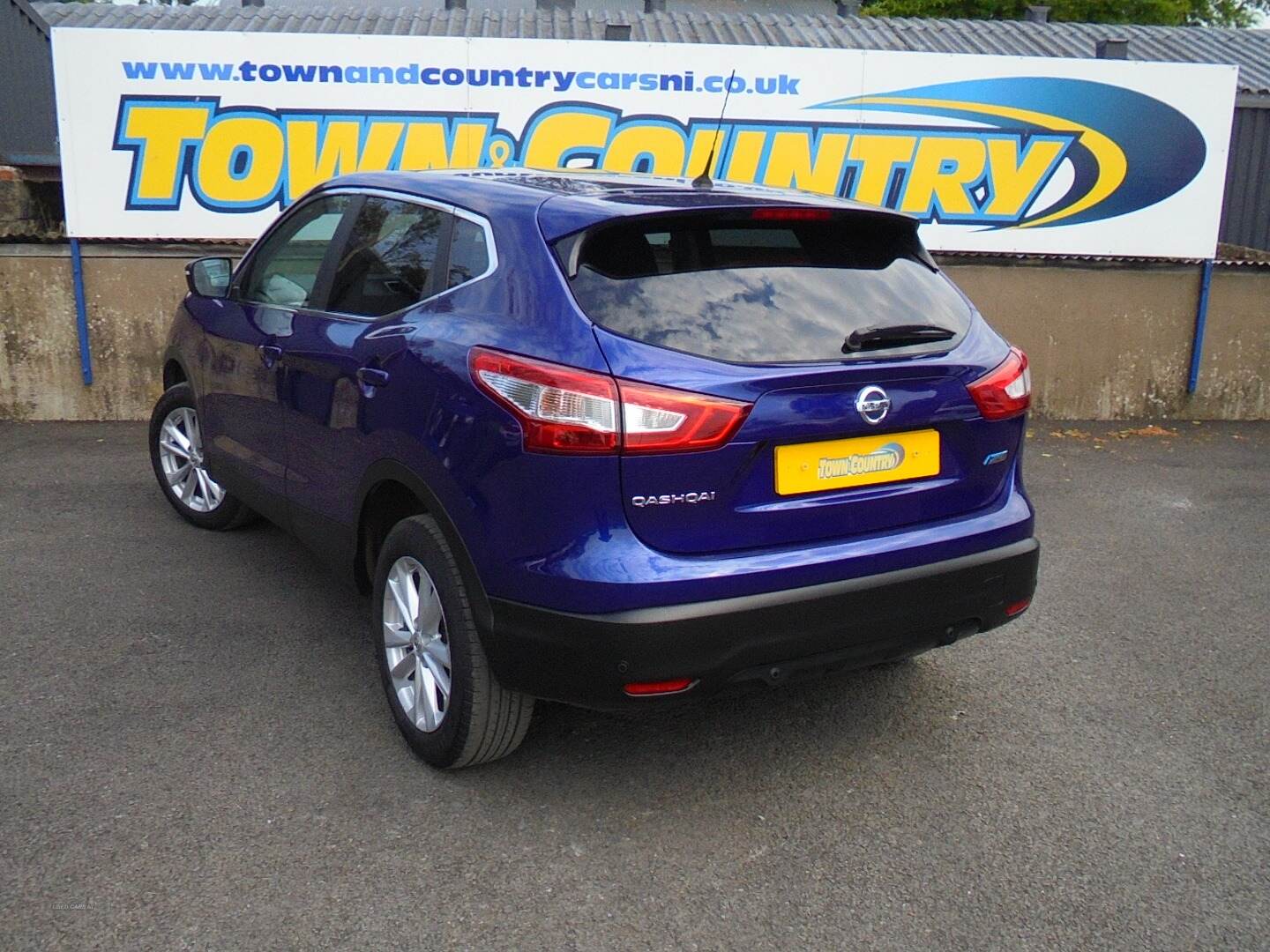 Nissan Qashqai DIESEL HATCHBACK in Antrim