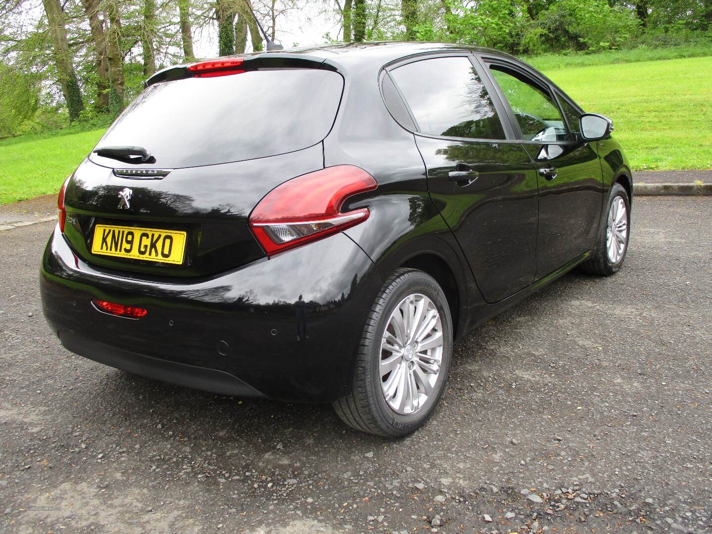 Peugeot 208 HATCHBACK in Derry / Londonderry