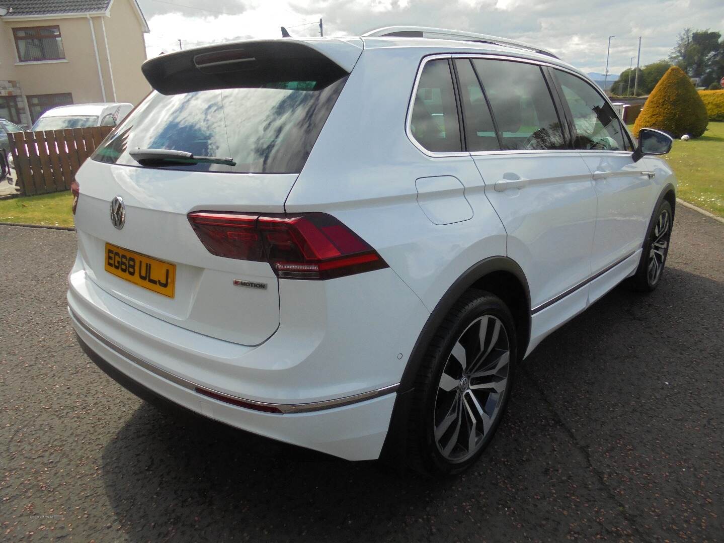 Volkswagen Tiguan DIESEL ESTATE in Antrim