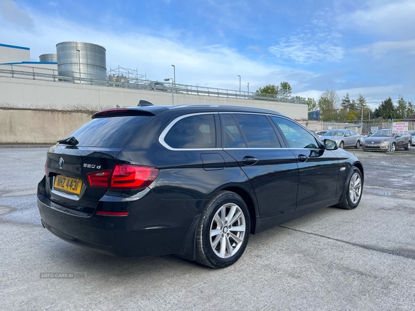 BMW 5 Series 520d SE 5dr in Down