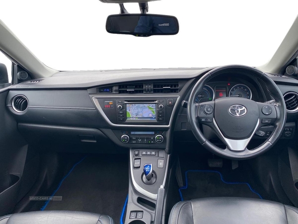Toyota Auris 1.8 Vvti Hybrid Excel 5Dr Cvt Auto in Down