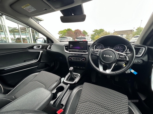 Kia Ceed 1.5 T-GDi ISG 3 in Derry / Londonderry