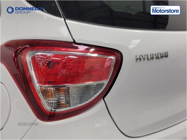 Hyundai i10 1.0 Play 5dr in Antrim