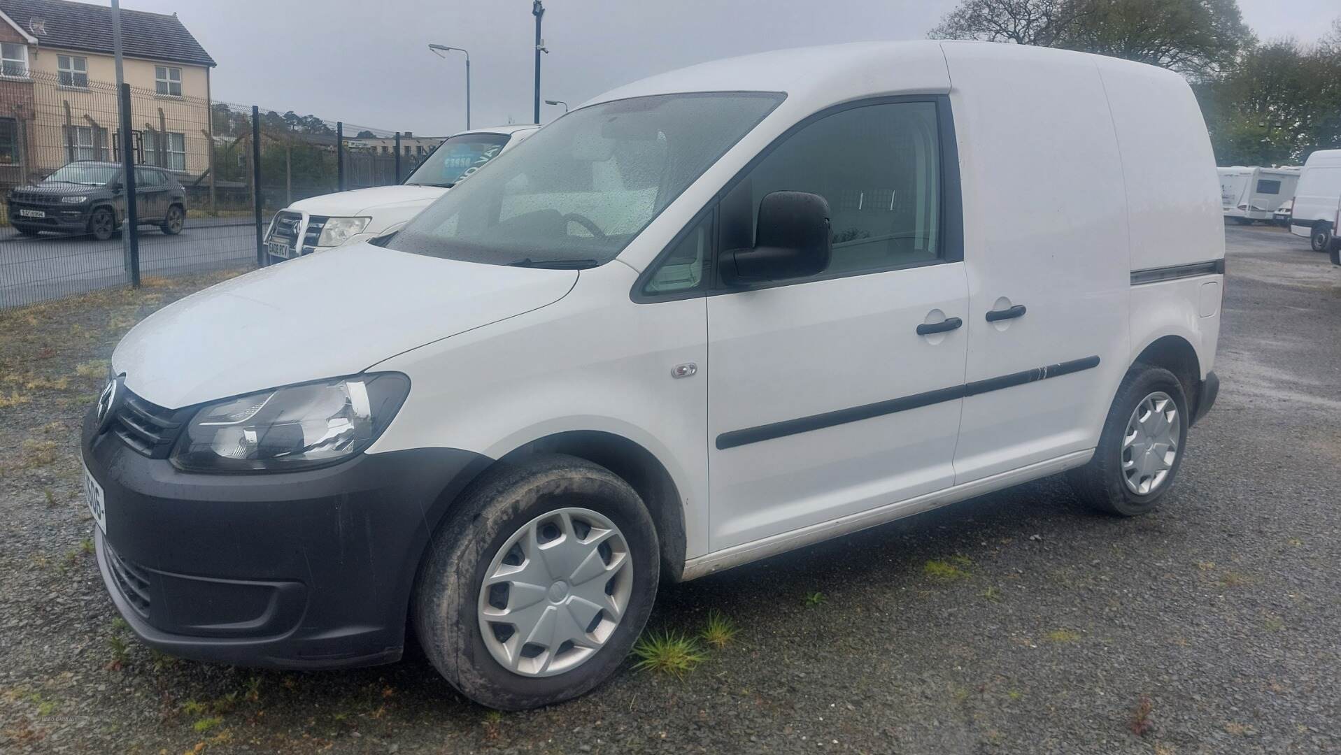 Volkswagen Caddy C20 DIESEL in Down