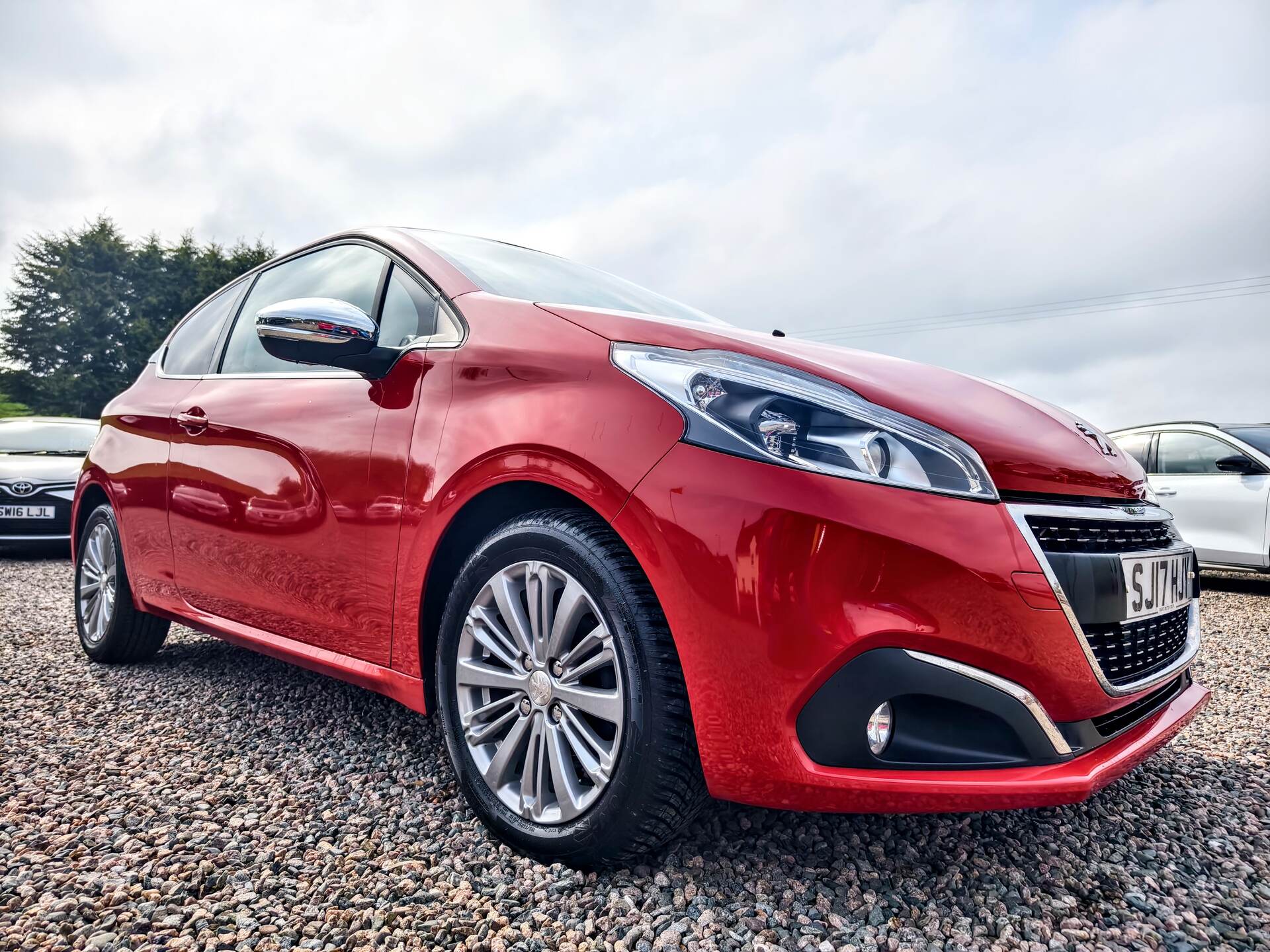 Peugeot 208 HATCHBACK in Fermanagh