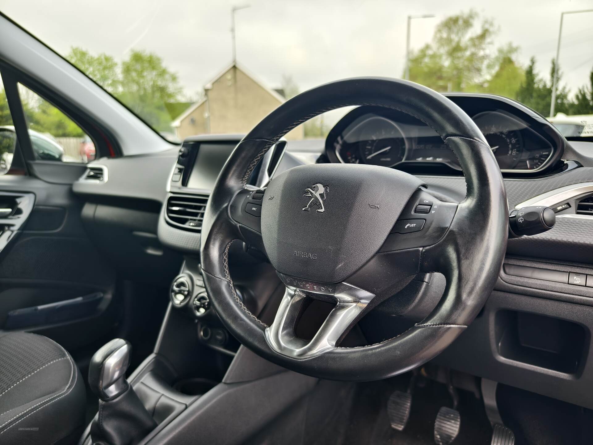 Peugeot 208 HATCHBACK in Fermanagh